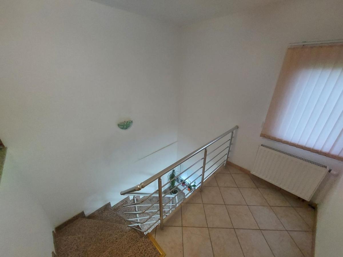 Apartments Tutto Bene Яйце Экстерьер фото